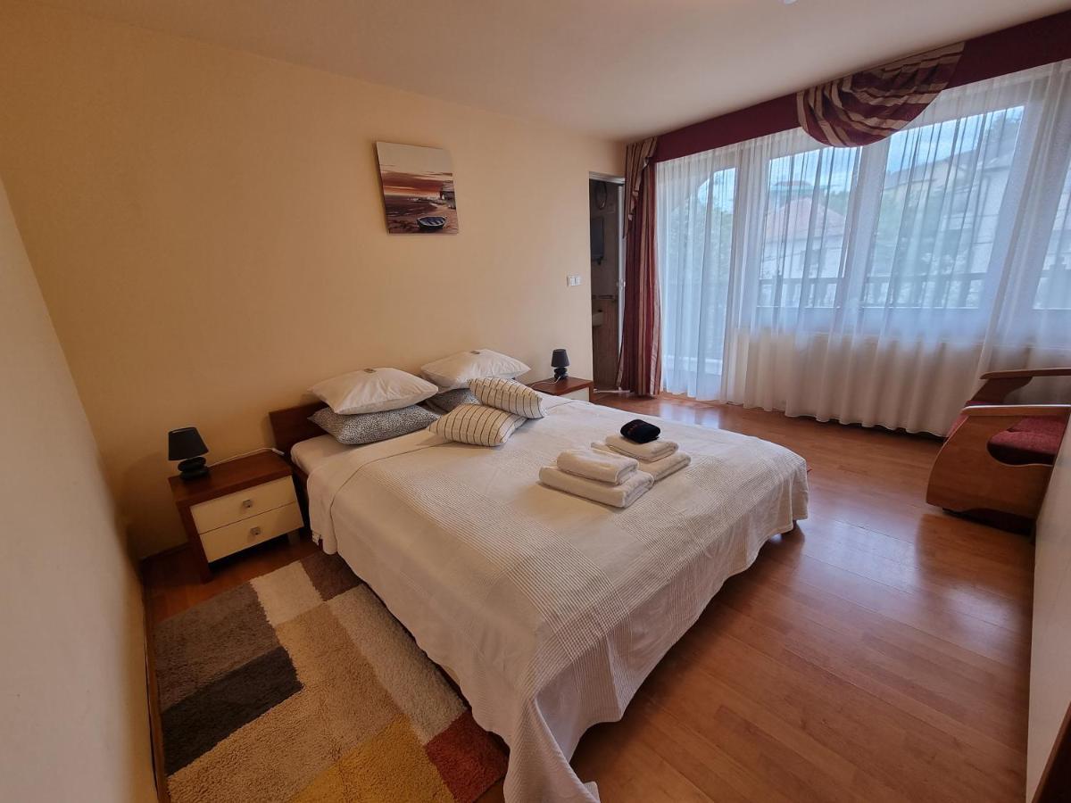 Abigel 2 Vendeghaz Hotel Miskolc Eksteriør billede