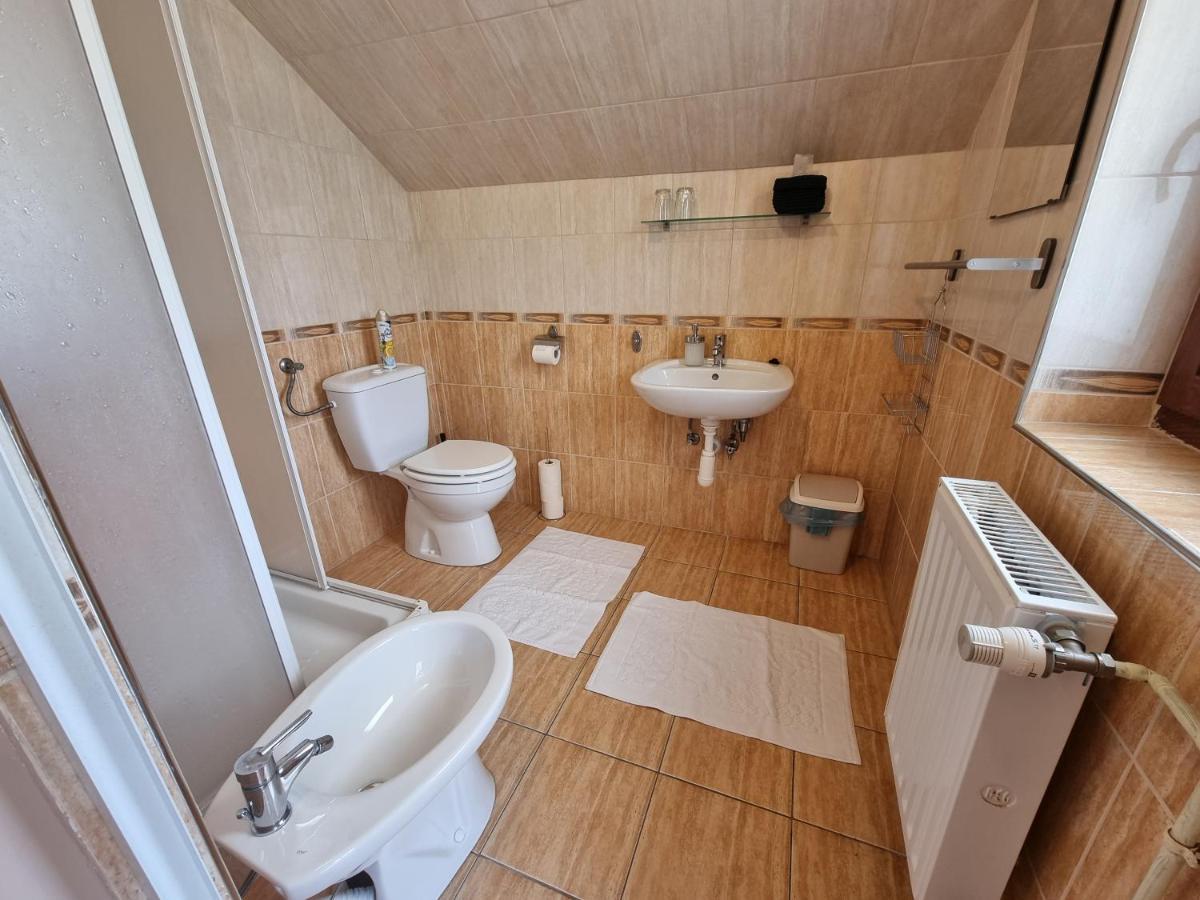 Abigel 2 Vendeghaz Hotel Miskolc Eksteriør billede