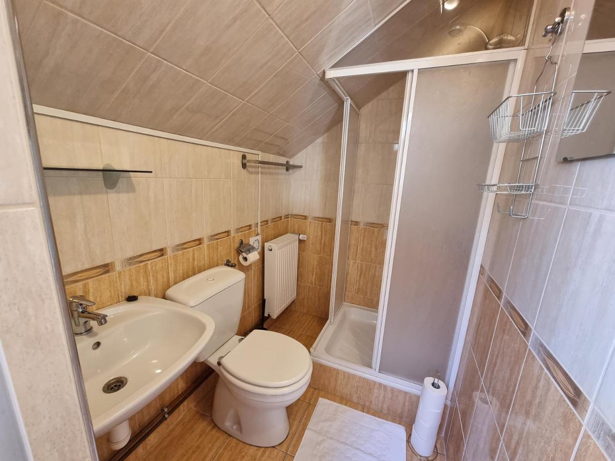 Abigel 2 Vendeghaz Hotel Miskolc Eksteriør billede