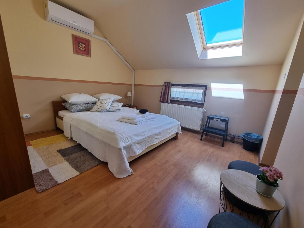 Abigel 2 Vendeghaz Hotel Miskolc Eksteriør billede