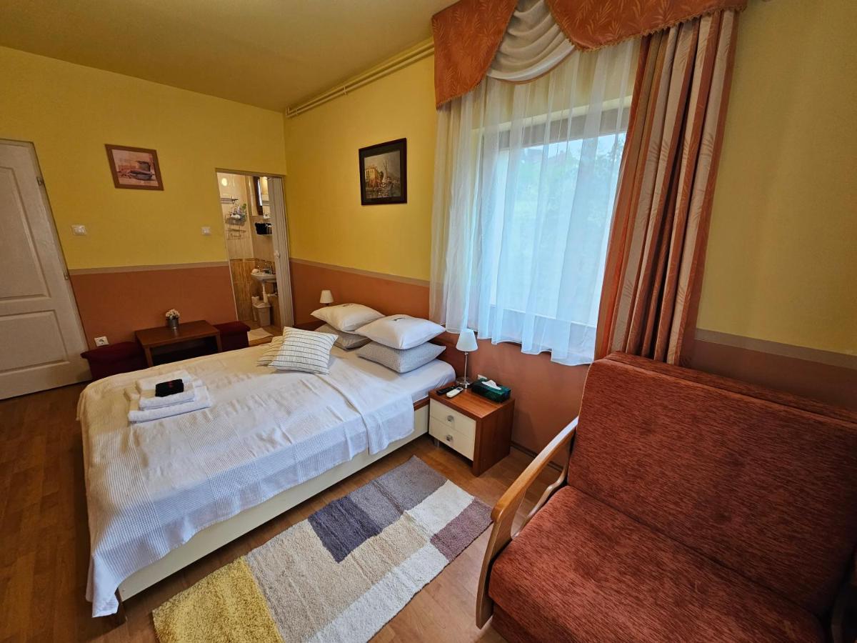 Abigel 2 Vendeghaz Hotel Miskolc Eksteriør billede