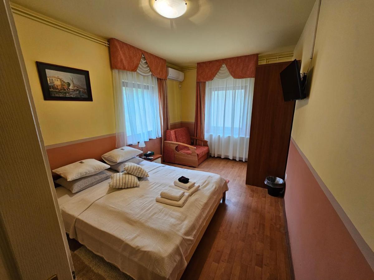 Abigel 2 Vendeghaz Hotel Miskolc Eksteriør billede